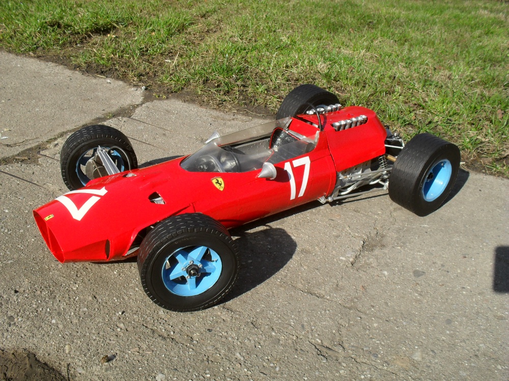 Ferrari 1512 Monako 1965 (Plná velikost v novém okně) Ferrari 1512 Monako 1965