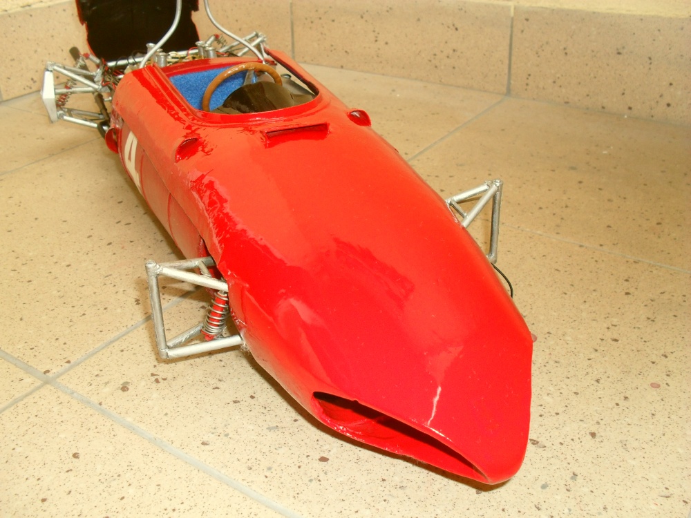 FERRARI 156 Itálie 1961 (Plná velikost v novém okně) FERRARI 156 Itálie 1961