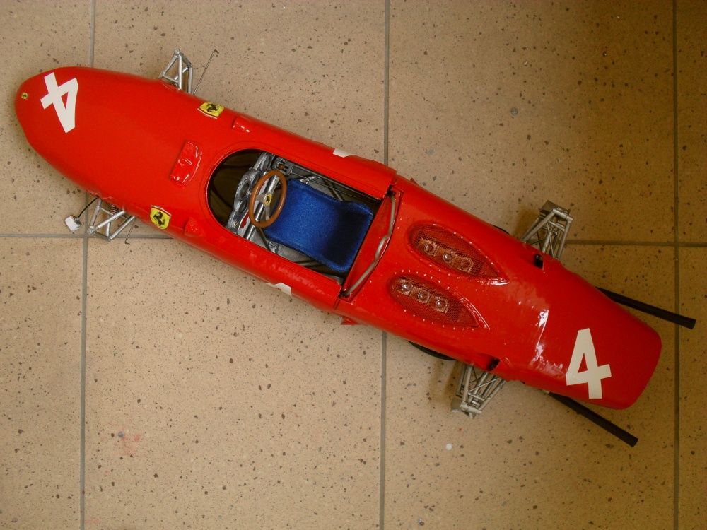 FERRARI 156 Itálie 1961 (Plná velikost v novém okně) FERRARI 156 Itálie 1961