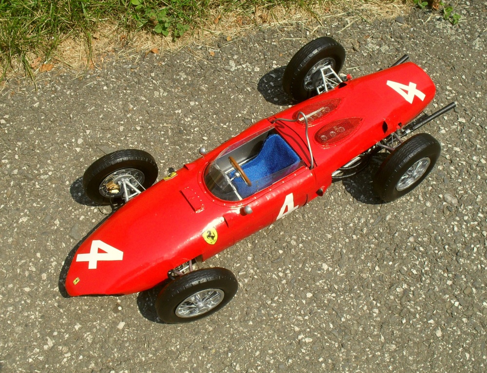 FERRARI 156 Itálie 1961 (Plná velikost v novém okně) FERRARI 156 Itálie 1961