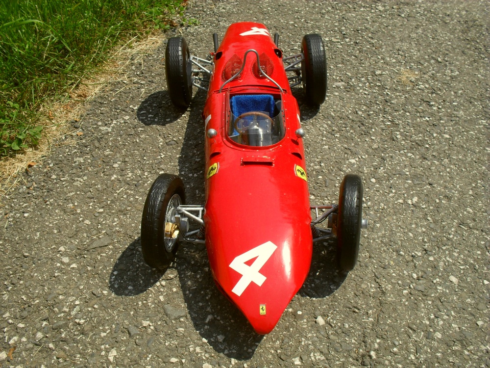 FERRARI 156 Itálie 1961 (Plná velikost v novém okně) FERRARI 156 Itálie 1961