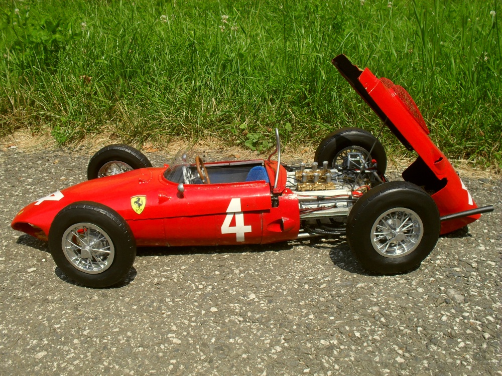 FERRARI 156 Itálie 1961 (Plná velikost v novém okně) FERRARI 156 Itálie 1961