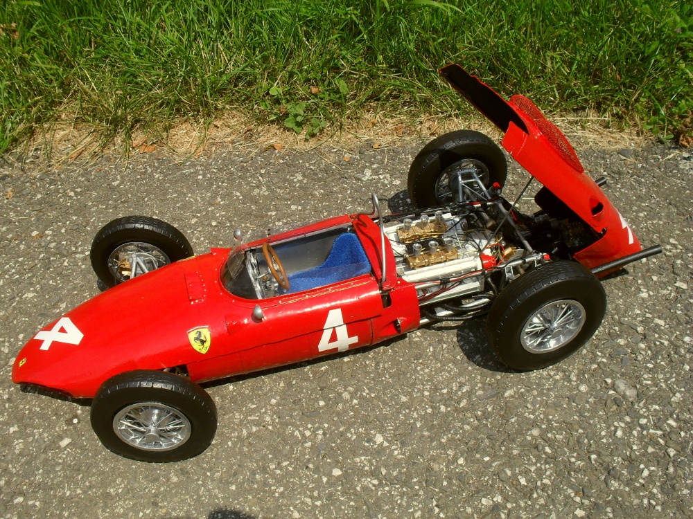 FERRARI 156 Itálie 1961 (Plná velikost v novém okně) FERRARI 156 Itálie 1961