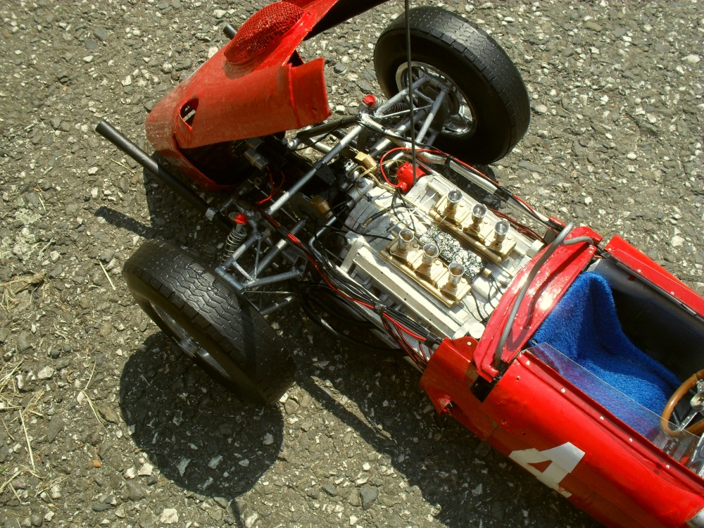 FERRARI 156 Itálie 1961 (Plná velikost v novém okně) FERRARI 156 Itálie 1961