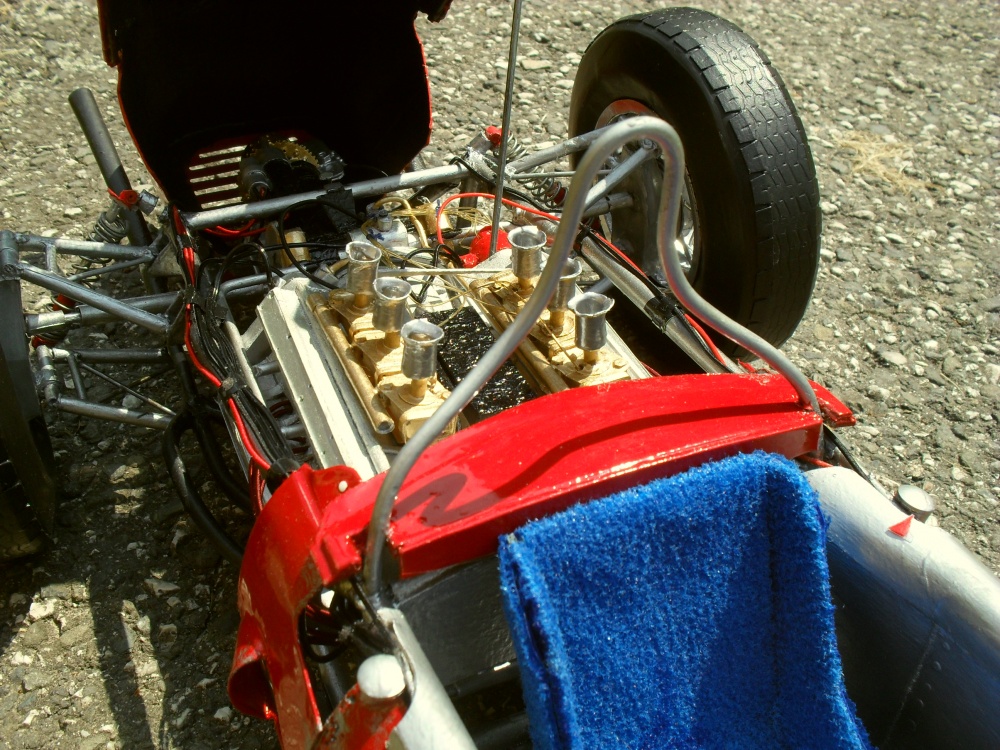 FERRARI 156 Itálie 1961 (Plná velikost v novém okně) FERRARI 156 Itálie 1961