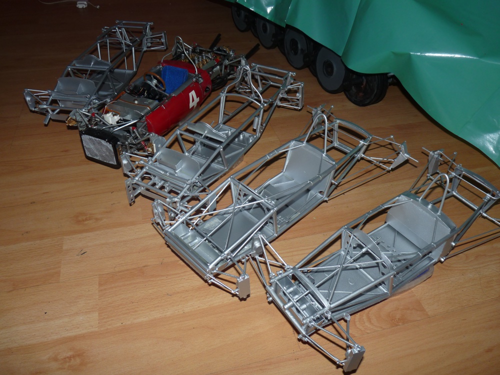 FERRARI 156 Itálie 1961 (Plná velikost v novém okně) FERRARI 156 Itálie 1961