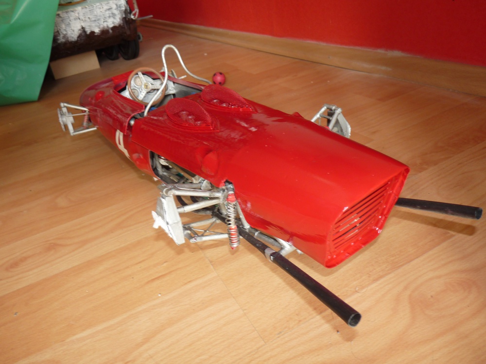 FERRARI 156 Itálie 1961 (Plná velikost v novém okně) FERRARI 156 Itálie 1961