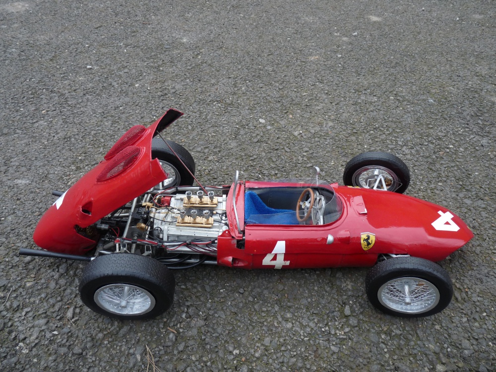 FERRARI 156 Itálie 1961 (Plná velikost v novém okně) FERRARI 156 Itálie 1961