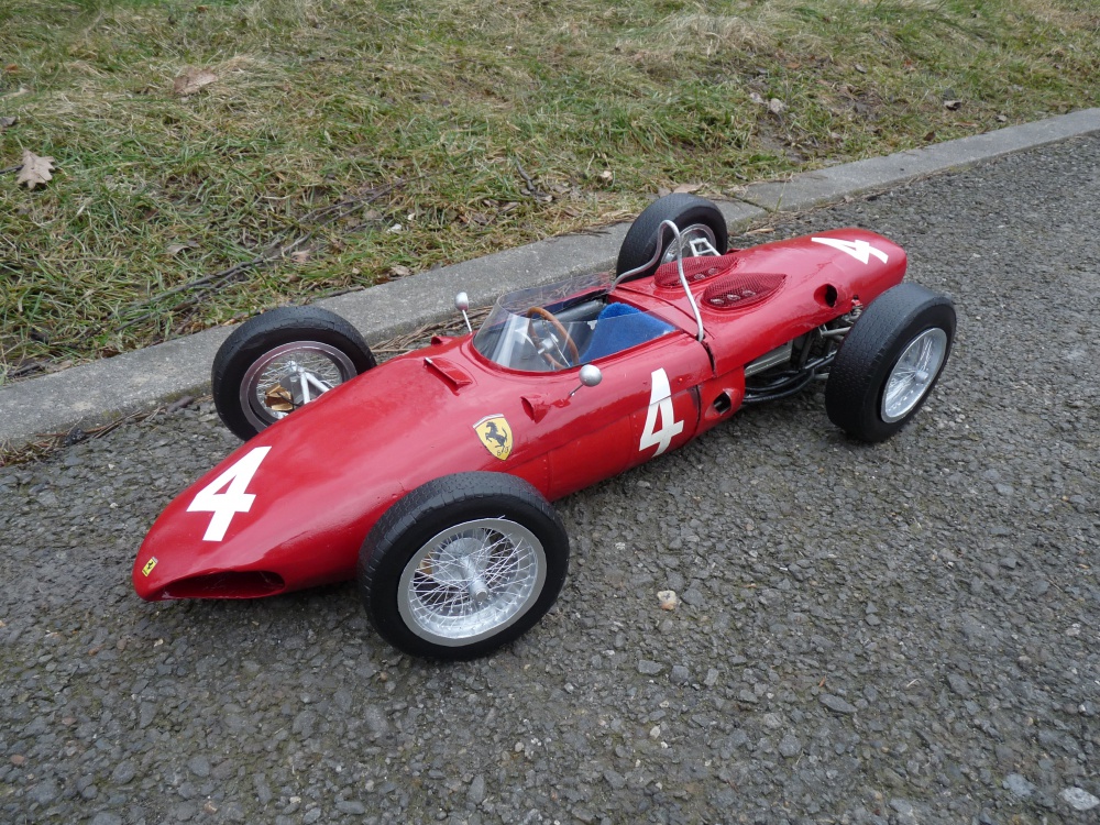FERRARI 156 Itálie 1961 (Plná velikost v novém okně) FERRARI 156 Itálie 1961