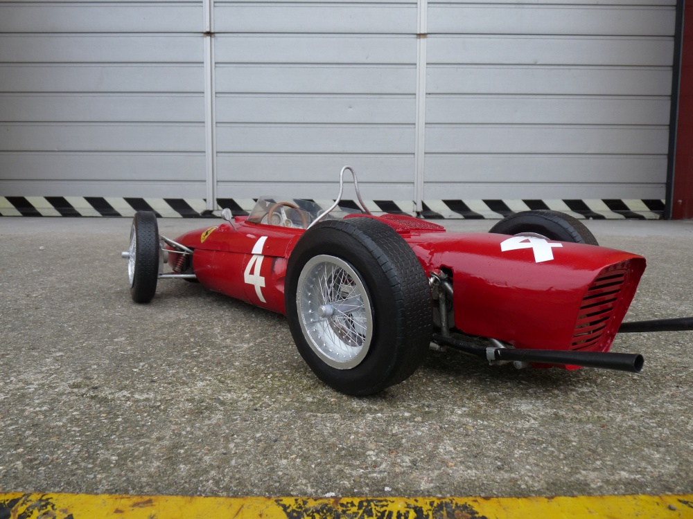 FERRARI 156 Itálie 1961 (Plná velikost v novém okně) FERRARI 156 Itálie 1961