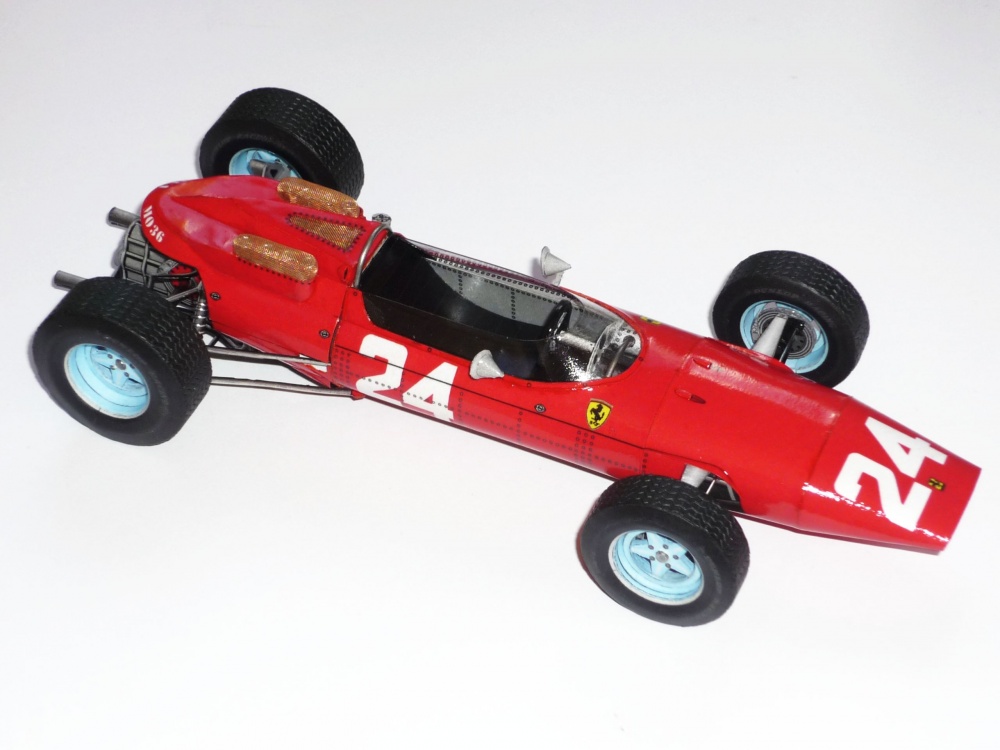 Ferrari 158 - John Surtees - GP Francie 1964 (Plná velikost v novém okně) Ferrari 158 - John Surtees - GP Francie 1964