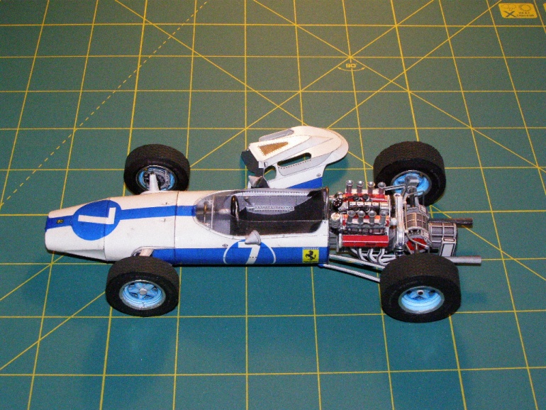 Ferrari 158 (Plná velikost v novém okně) Ferrari 158