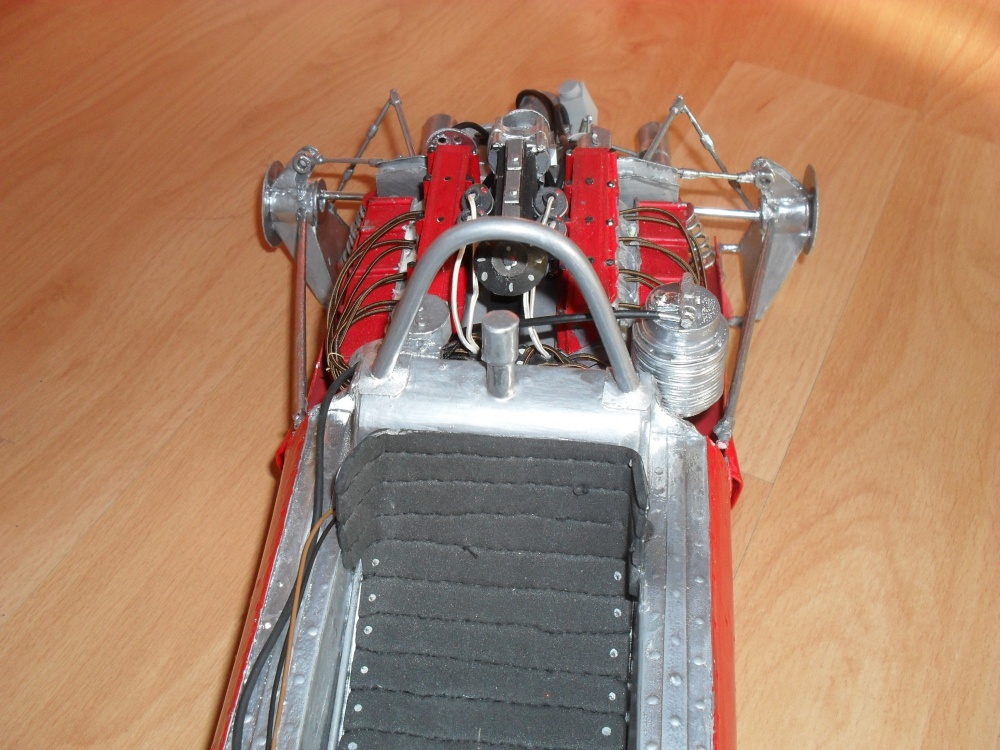 Ferrari 158 vers.A Itálie 1964 (Plná velikost v novém okně) Ferrari 158 vers.A Itálie 1964