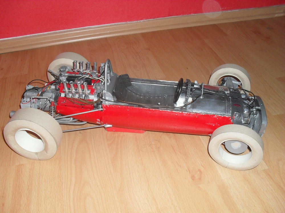 Ferrari 158 vers.A Itálie 1964 (Plná velikost v novém okně) Ferrari 158 vers.A Itálie 1964