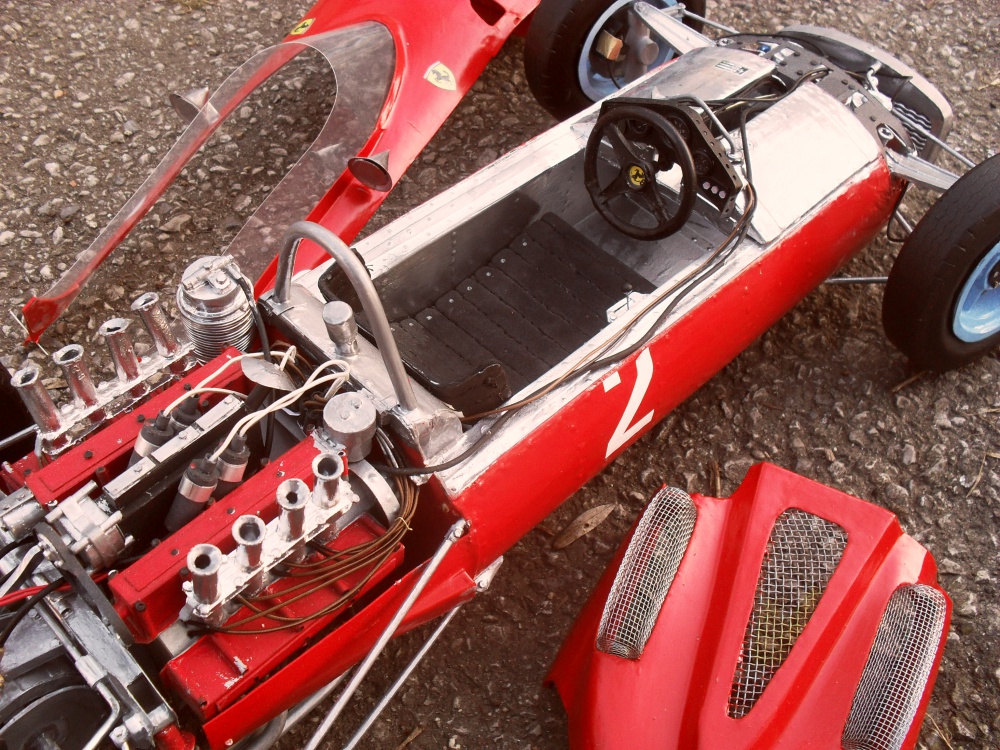 Ferrari 158 vers.A Itálie 1964 (Plná velikost v novém okně) Ferrari 158 vers.A Itálie 1964