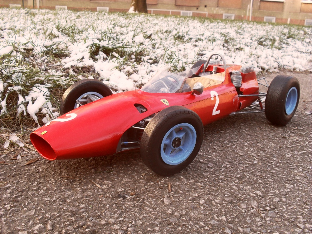 Ferrari 158 vers.A Itálie 1964 (Plná velikost v novém okně) Ferrari 158 vers.A Itálie 1964