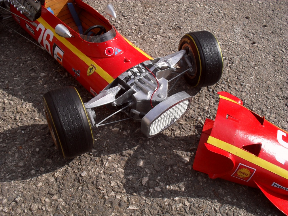 Ferrari 312 tipo 607B - Francie 1968 (Plná velikost v novém okně) Ferrari 312 tipo 607B - Francie 1968