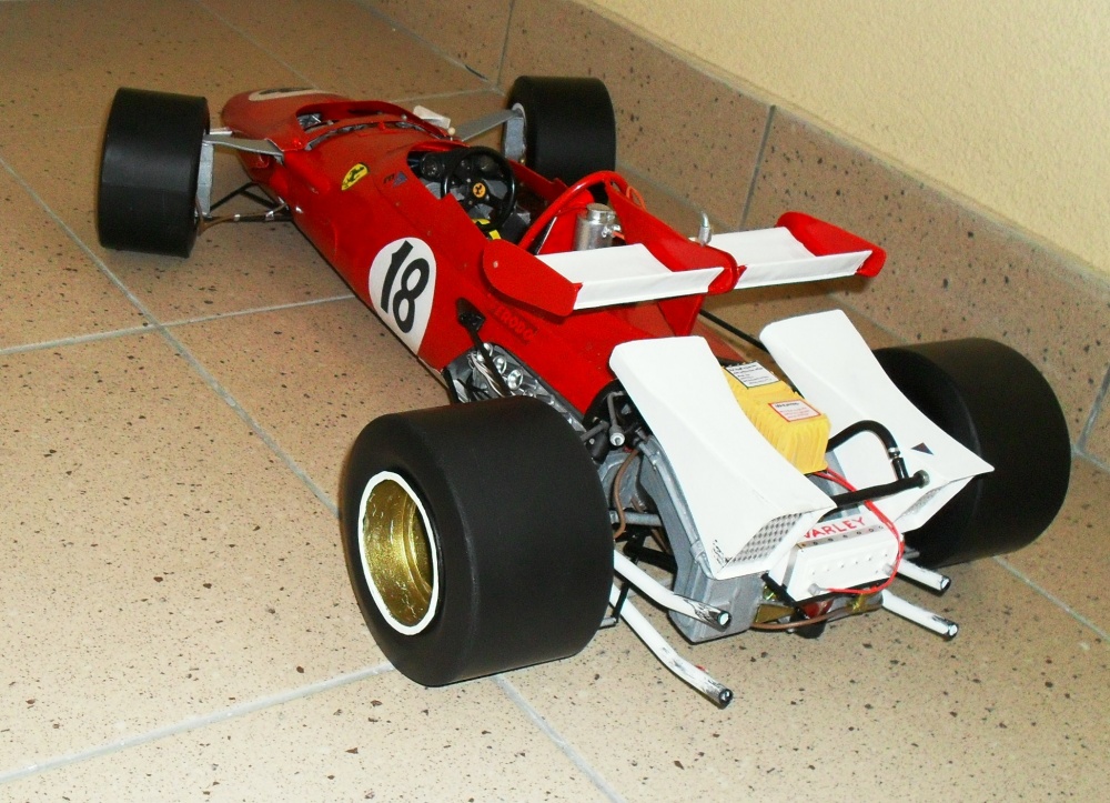 157049