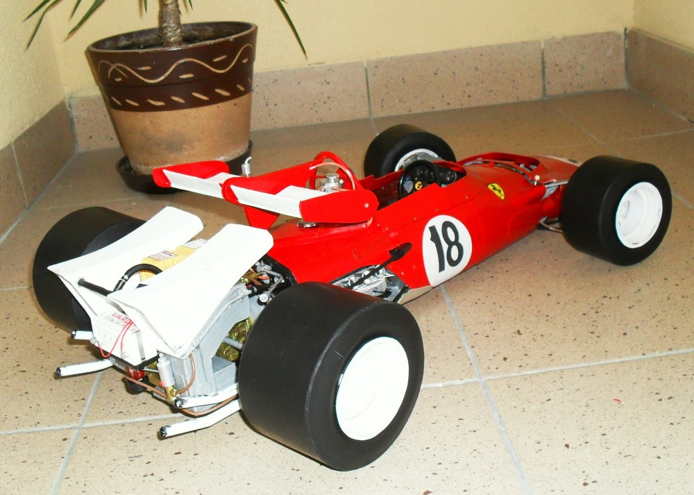 ferrari 312 B (Plná velikost v novém okně) ferrari 312 B
