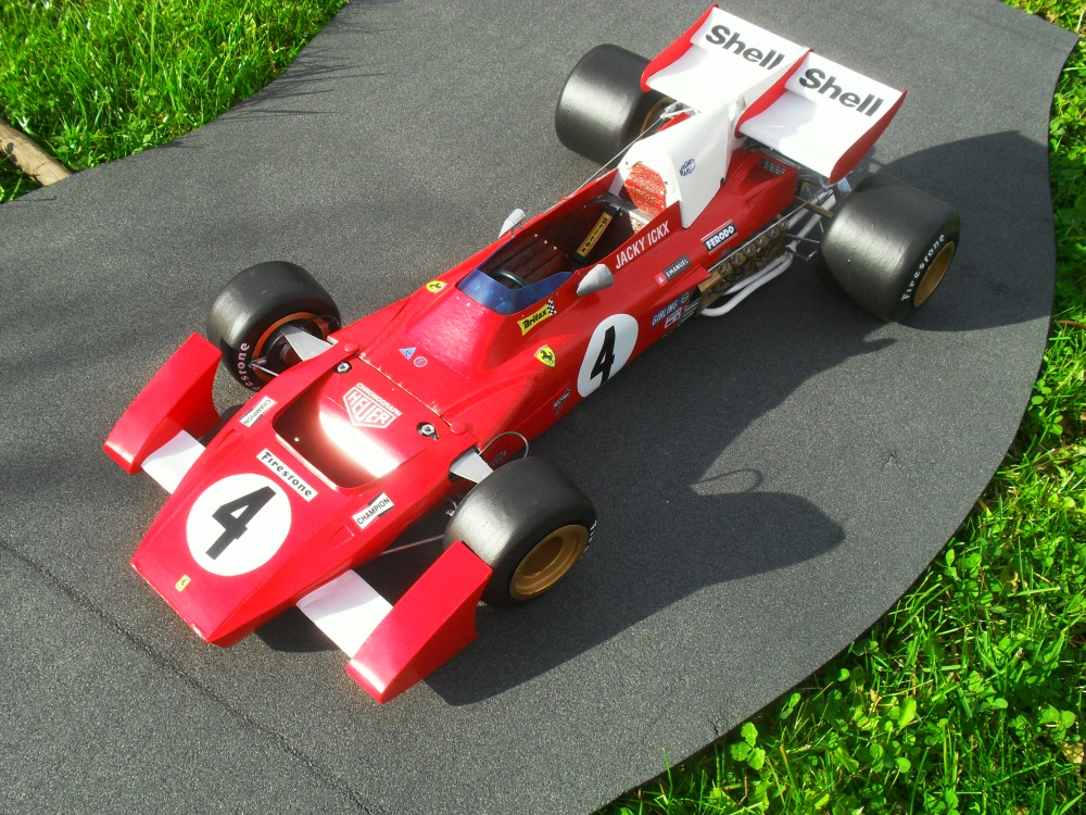Ferrari 312 B2 vers.A Anglie 1971 (Pln� velikost v nov�m okn�) Ferrari 312 B2 vers.A Anglie 1971