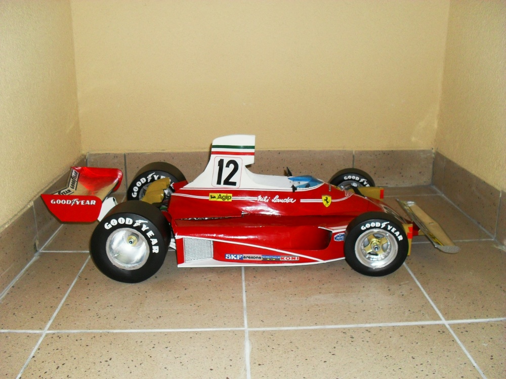 FERRARI 312 T Monako 1975 (Plná velikost v novém okně) FERRARI 312 T Monako 1975