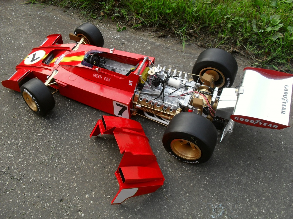 Ferrari 312 B3 vers.A GP ©panělska 1973 (Plná velikost v novém okně) Ferrari 312 B3 vers.A GP ©panělska 1973