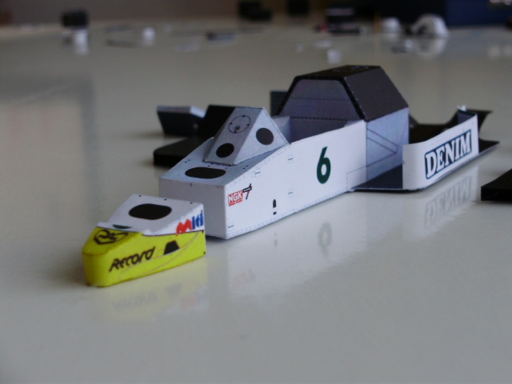 Williams FW 09B Honda,1984,K.Rosberg (Plná velikost v novém okně) Williams FW 09B Honda,1984,K.Rosberg