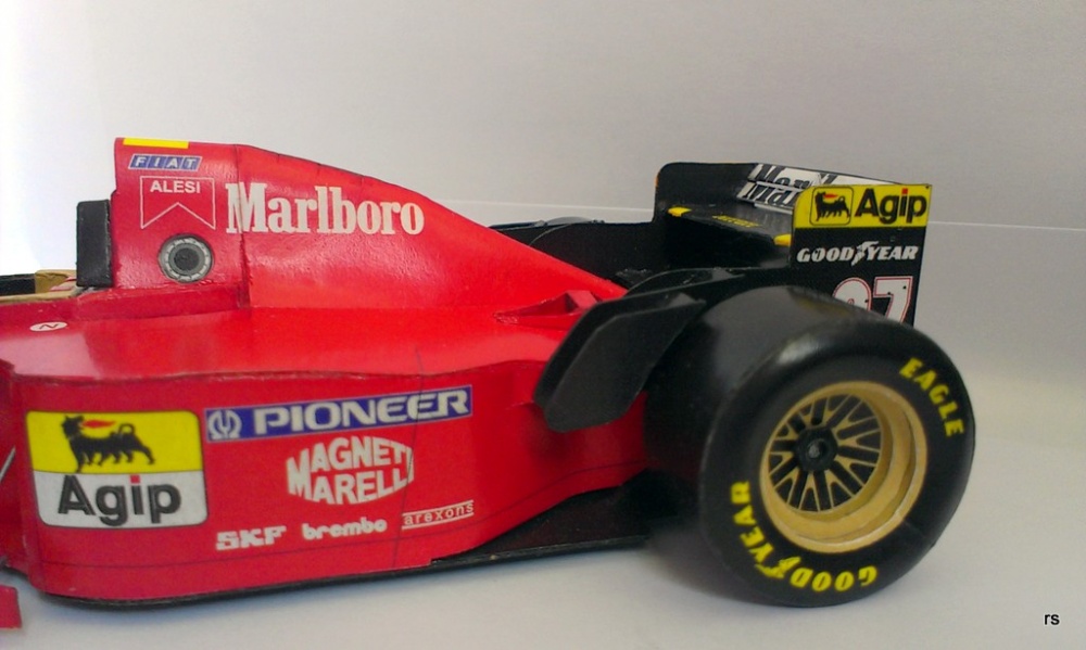 Ferrari 412T2 (Plná velikost v novém okně) Ferrari 412T2