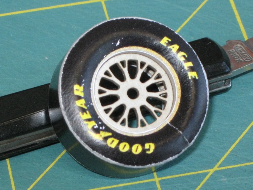 147002
