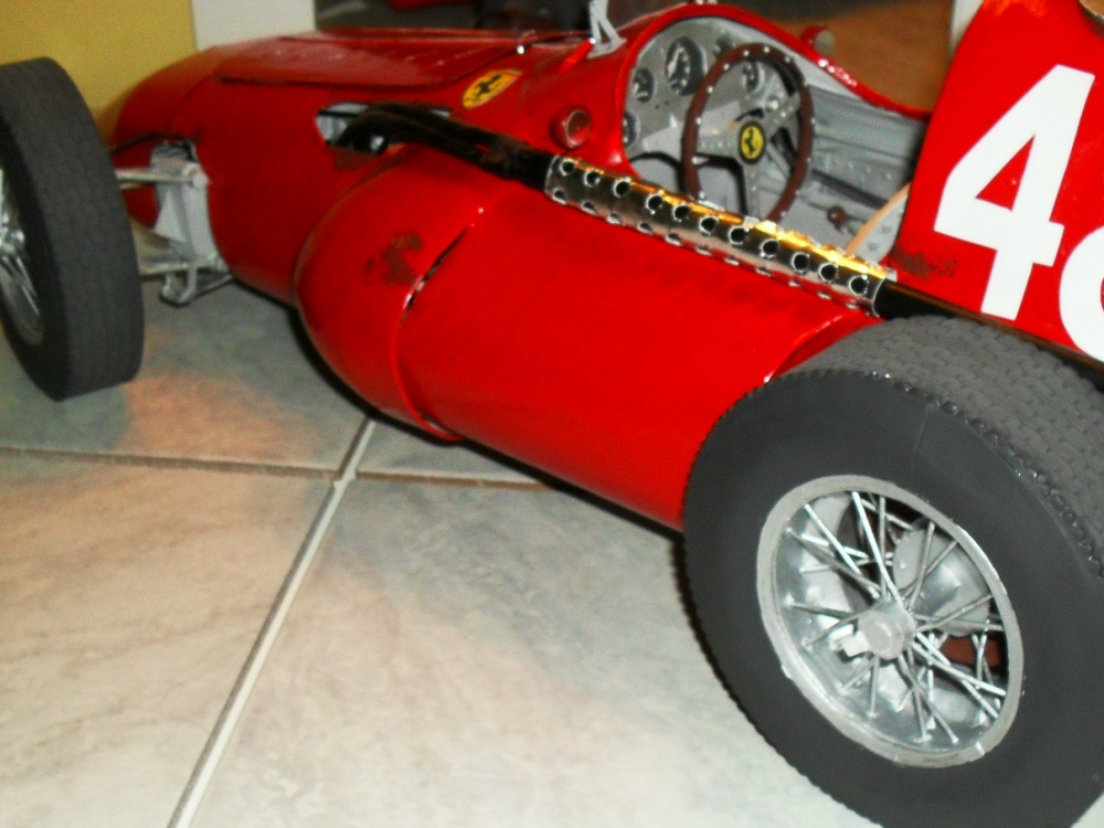 Ferrari 555 Supersquallo - Monako 1955 (Plná velikost v novém okně) Ferrari 555 Supersquallo - Monako 1955