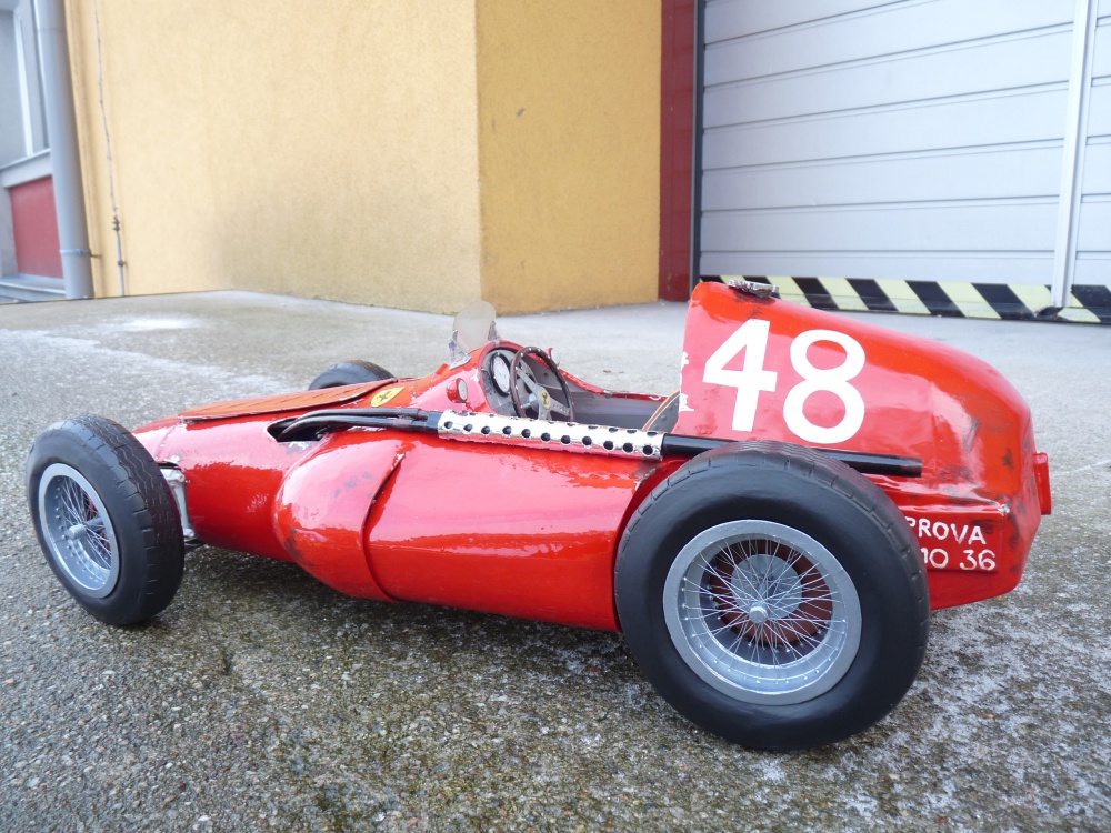 Ferrari 555 Supersquallo - Monako 1955 (Plná velikost v novém okně) Ferrari 555 Supersquallo - Monako 1955
