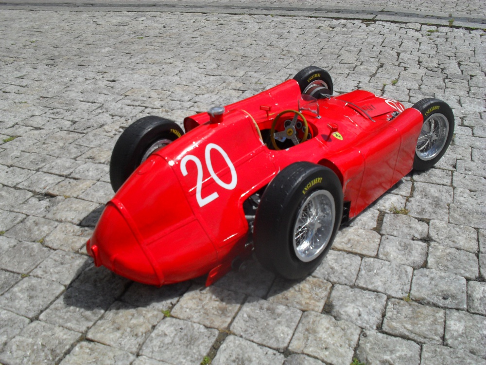 245063