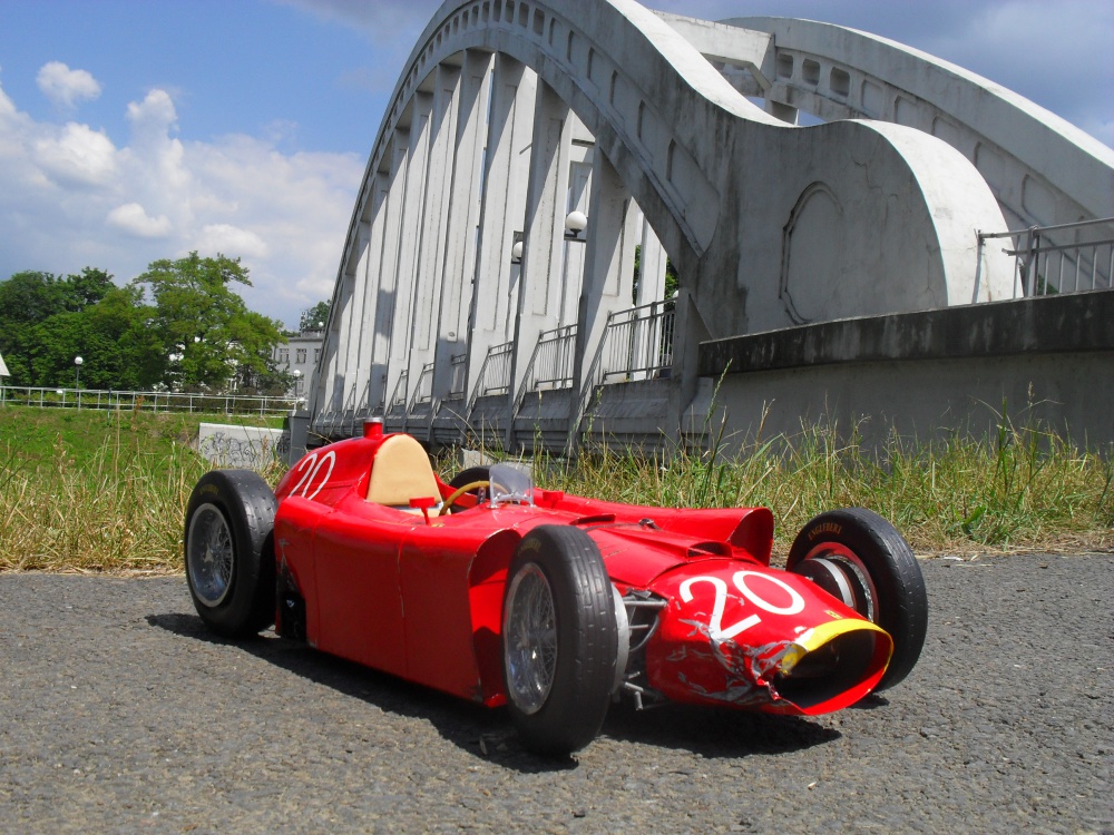Ferrari - Lancia D 50 Monako 1956 (Plná velikost v novém okně) Ferrari - Lancia D 50 Monako 1956