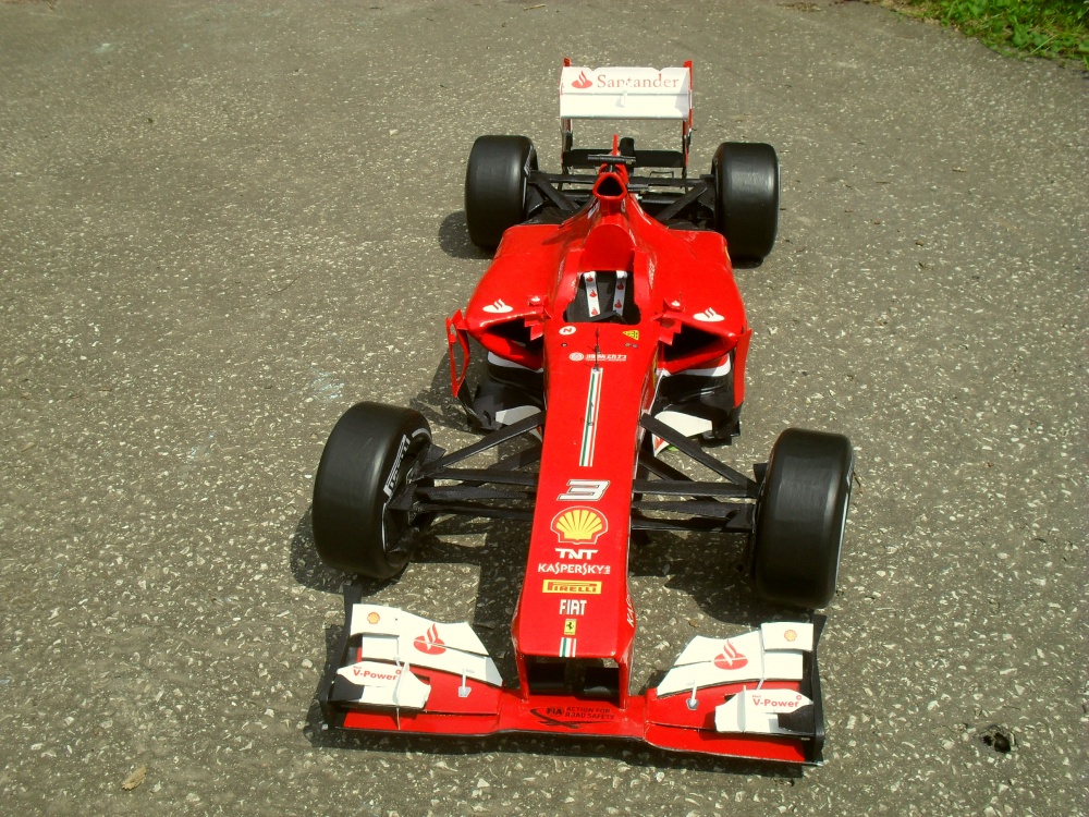 Ferrari F 138 Čína 2013 (Plná velikost v novém okně) Ferrari F 138 Čína 2013
