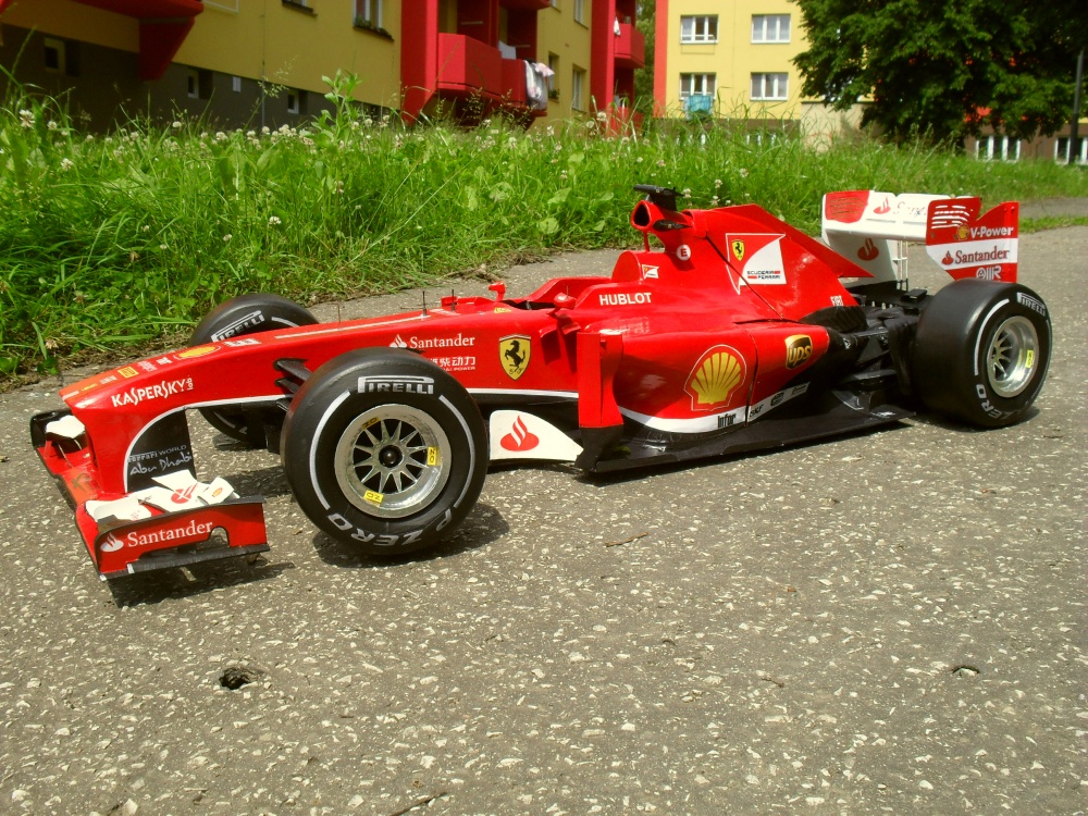 Ferrari F 138 Čína 2013 (Plná velikost v novém okně) Ferrari F 138 Čína 2013