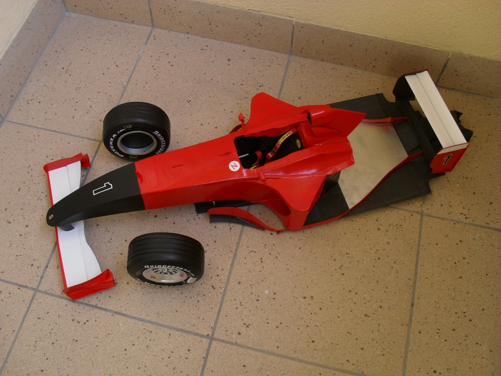 Ferrari F 2001B Itálie 2001 (Plná velikost v novém okně) Ferrari F 2001B Itálie 2001