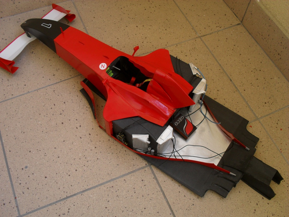 Ferrari F 2001B Itálie 2001 (Plná velikost v novém okně) Ferrari F 2001B Itálie 2001