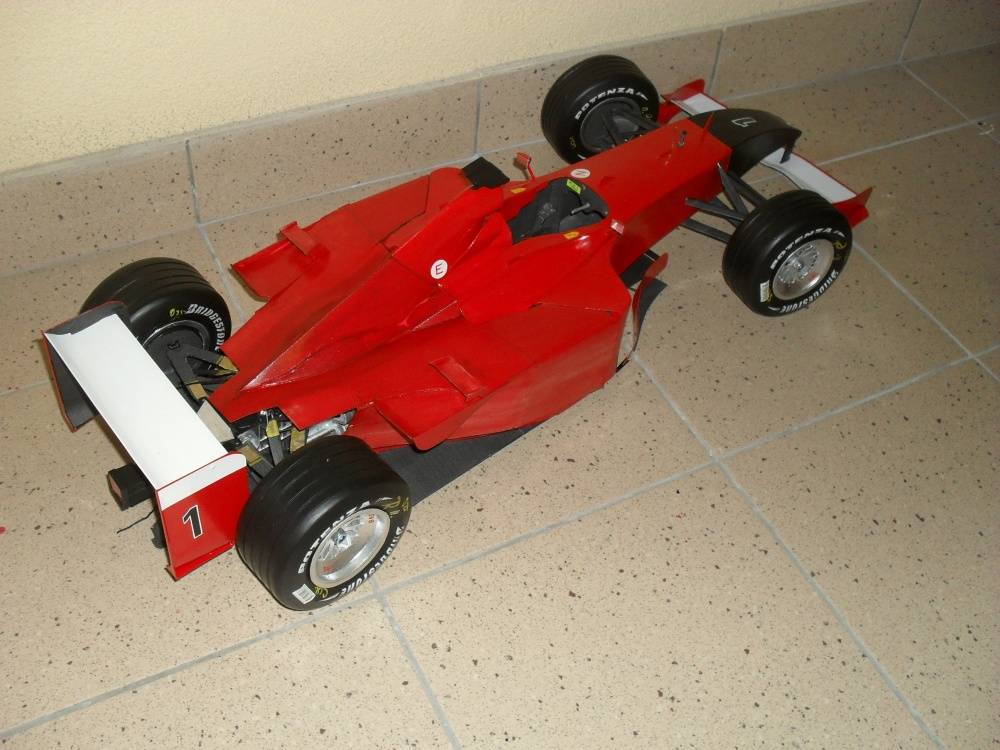 Ferrari F 2001B Itálie 2001 (Plná velikost v novém okně) Ferrari F 2001B Itálie 2001