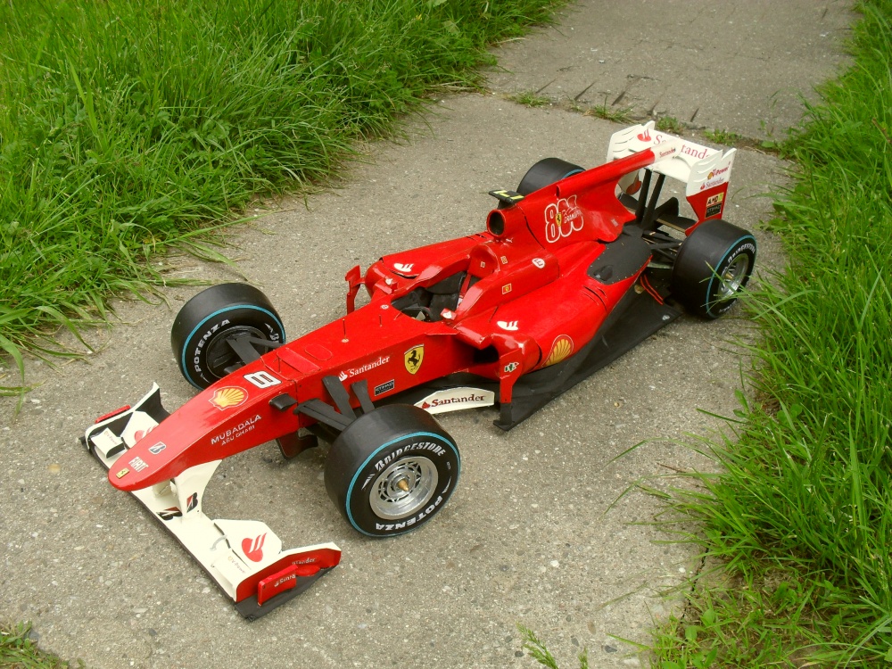 Ferrari F 10 - Turecko 2010 (Pln� velikost v nov�m okn�) Ferrari F 10 - Turecko 2010