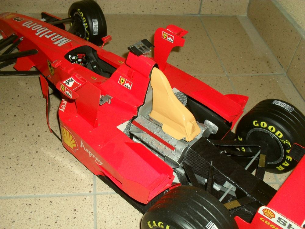 Ferrari F 300 Tower Wings - San Marino 1998 (Plná velikost v novém okně) Ferrari F 300 Tower Wings - San Marino 1998