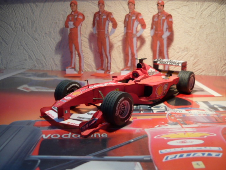Ferrari F1-2000,M.Schumacher,2000 (Pln� velikost v nov�m okn�) Ferrari F1-2000,M.Schumacher,2000