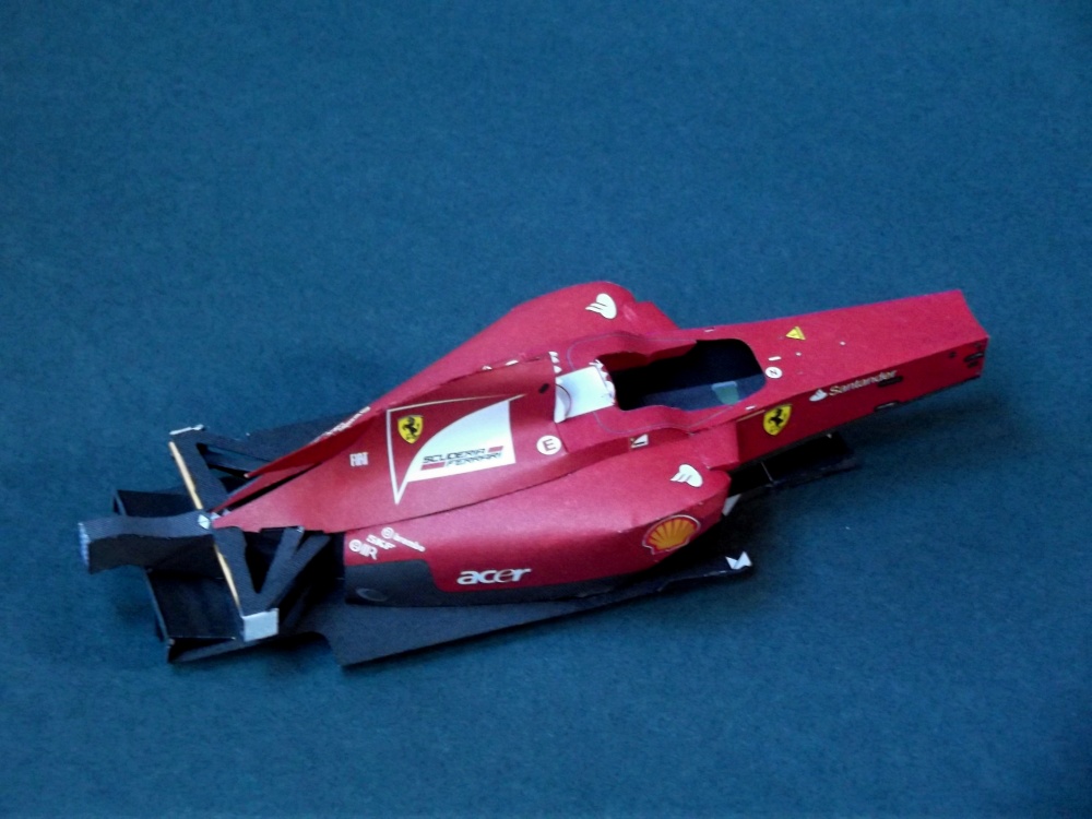 Ferrari F150° Italia (Plná velikost v novém okně) Ferrari F150° Italia