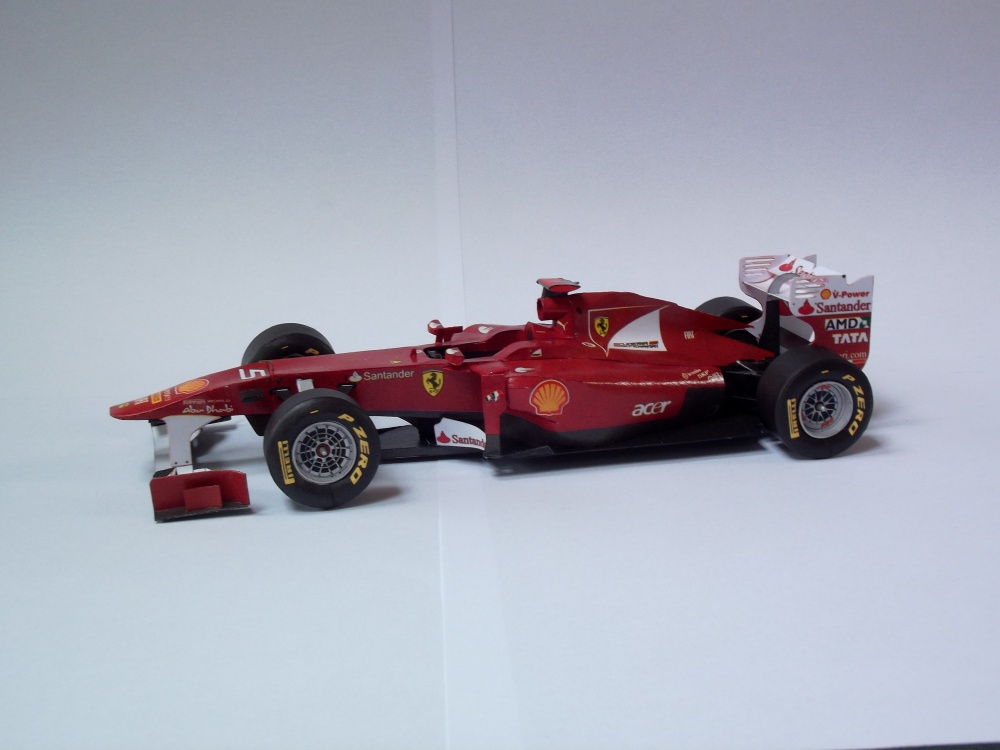 Ferrari F150° Italia (Plná velikost v novém okně) Ferrari F150° Italia
