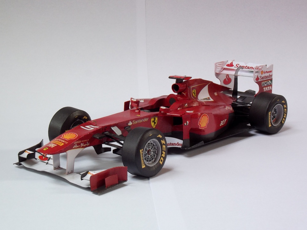 Ferrari F150° Italia (Plná velikost v novém okně) Ferrari F150° Italia