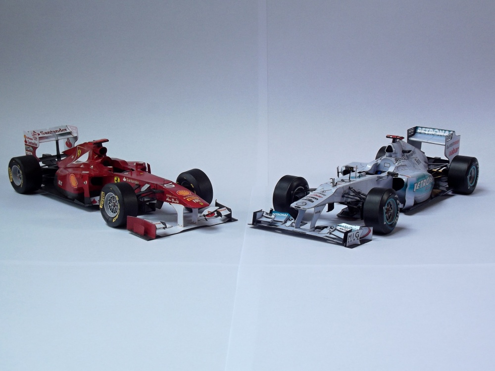 Ferrari F150° Italia (Plná velikost v novém okně) Ferrari F150° Italia