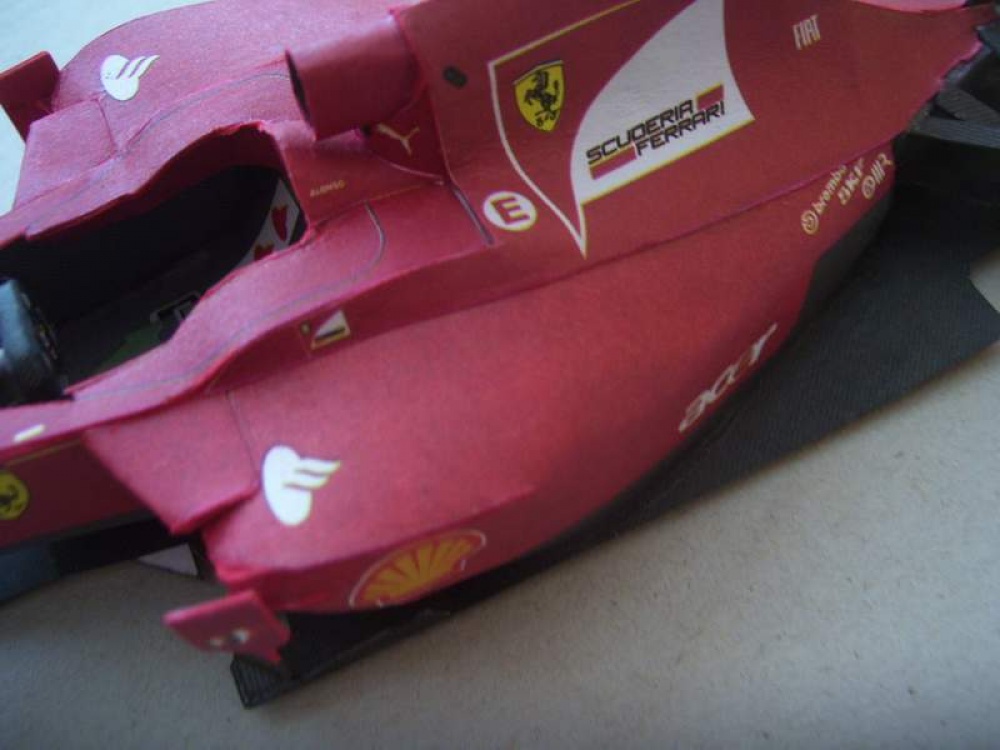 Ferrari F150 Italia (Plná velikost v novém okně) Ferrari F150 Italia