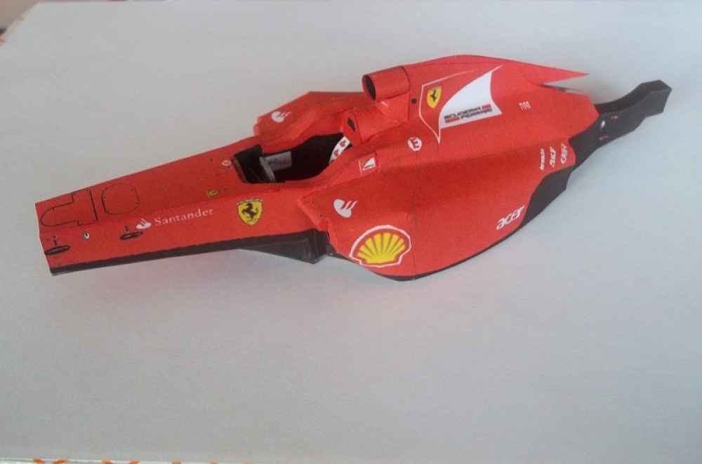 Ferrari F150th Italia (Plná velikost v novém okně) Ferrari F150th Italia
