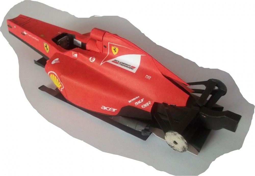 Ferrari F150th Italia (Plná velikost v novém okně) Ferrari F150th Italia