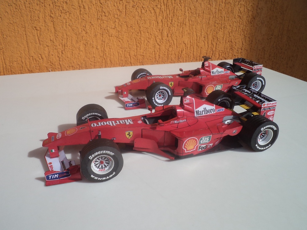 Ferrari F2000 / Rubens Barrichello (Plná velikost v novém okně) Ferrari F2000 / Rubens Barrichello