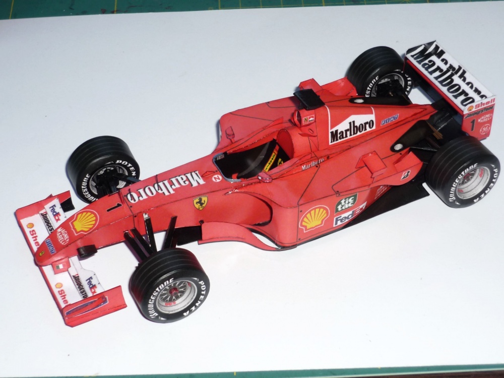 Ferrari F2001/050 - Michael Schumacher (Plná velikost v novém okně) Ferrari F2001/050 - Michael Schumacher